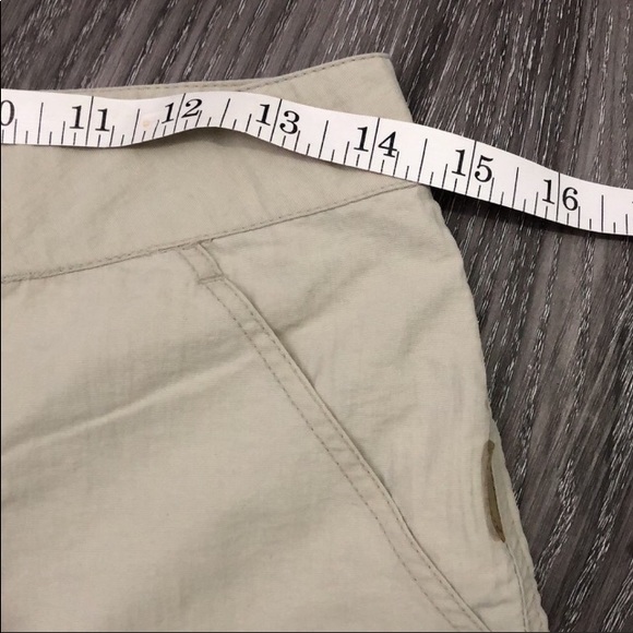 McKinley Women’s Cargo Hiking Shorts, size 8 - Picture 7 of 8